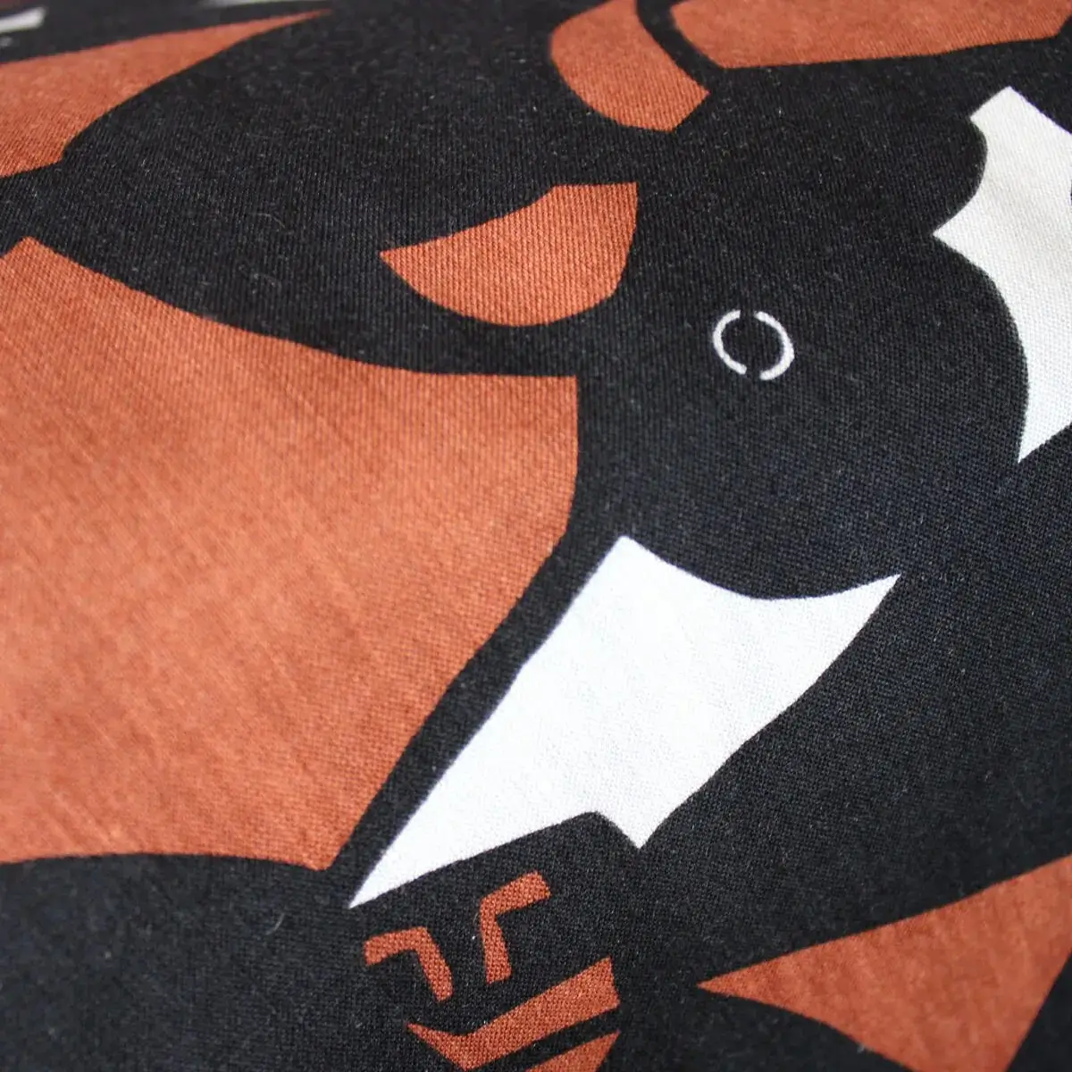 Gyu gyu (Cows) Brown - Image 3